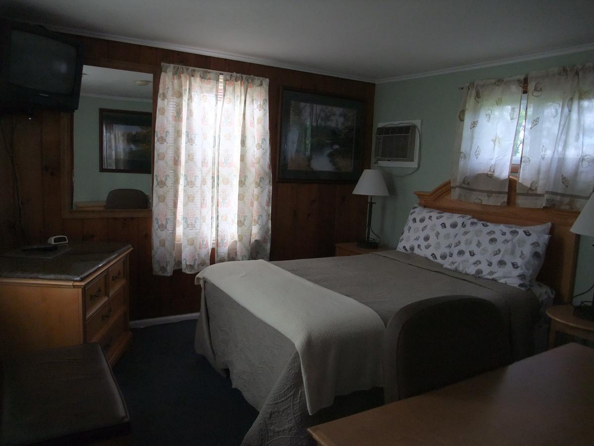 Motel Hills Motor Court & Marina Alexandria Bay Exterior foto
