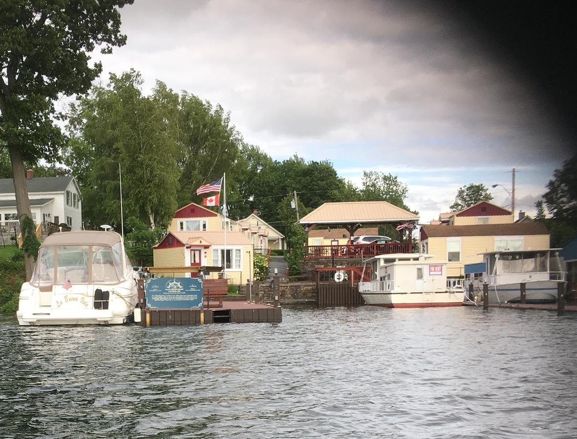 Motel Hills Motor Court & Marina Alexandria Bay Exterior foto