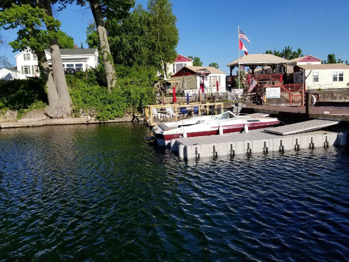 Motel Hills Motor Court & Marina Alexandria Bay Exterior foto