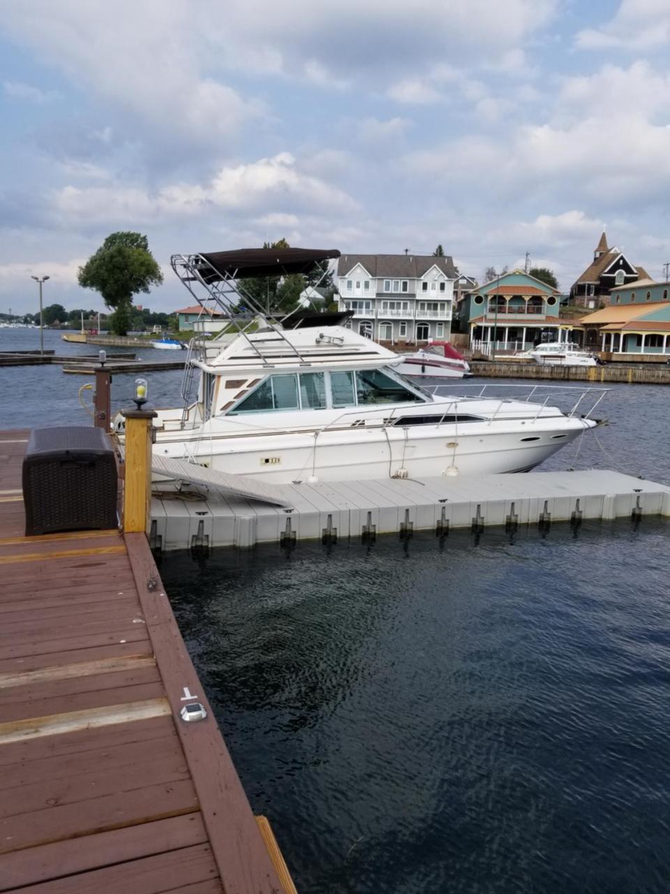 Motel Hills Motor Court & Marina Alexandria Bay Exterior foto